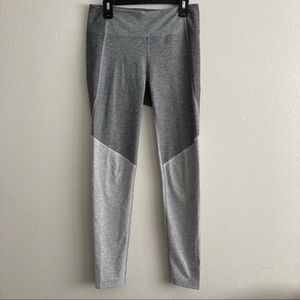 Outdoor voices aprons leggings size small in grey